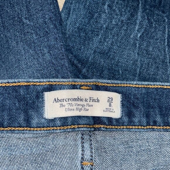 Abercrombie & Fitch Ultra High Rise Vintage Flare Jeans in Dark Wash, Size 29L - Picture 3 of 5